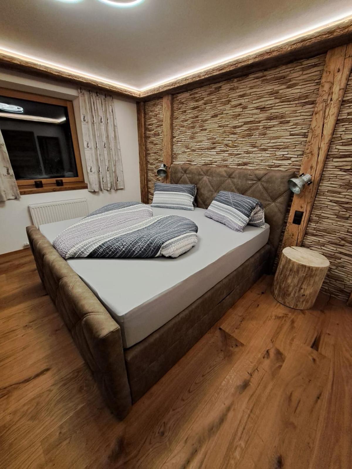 Luxus-Apartment-Vorderreit Gut 알텐막팀퐁와 외부 사진