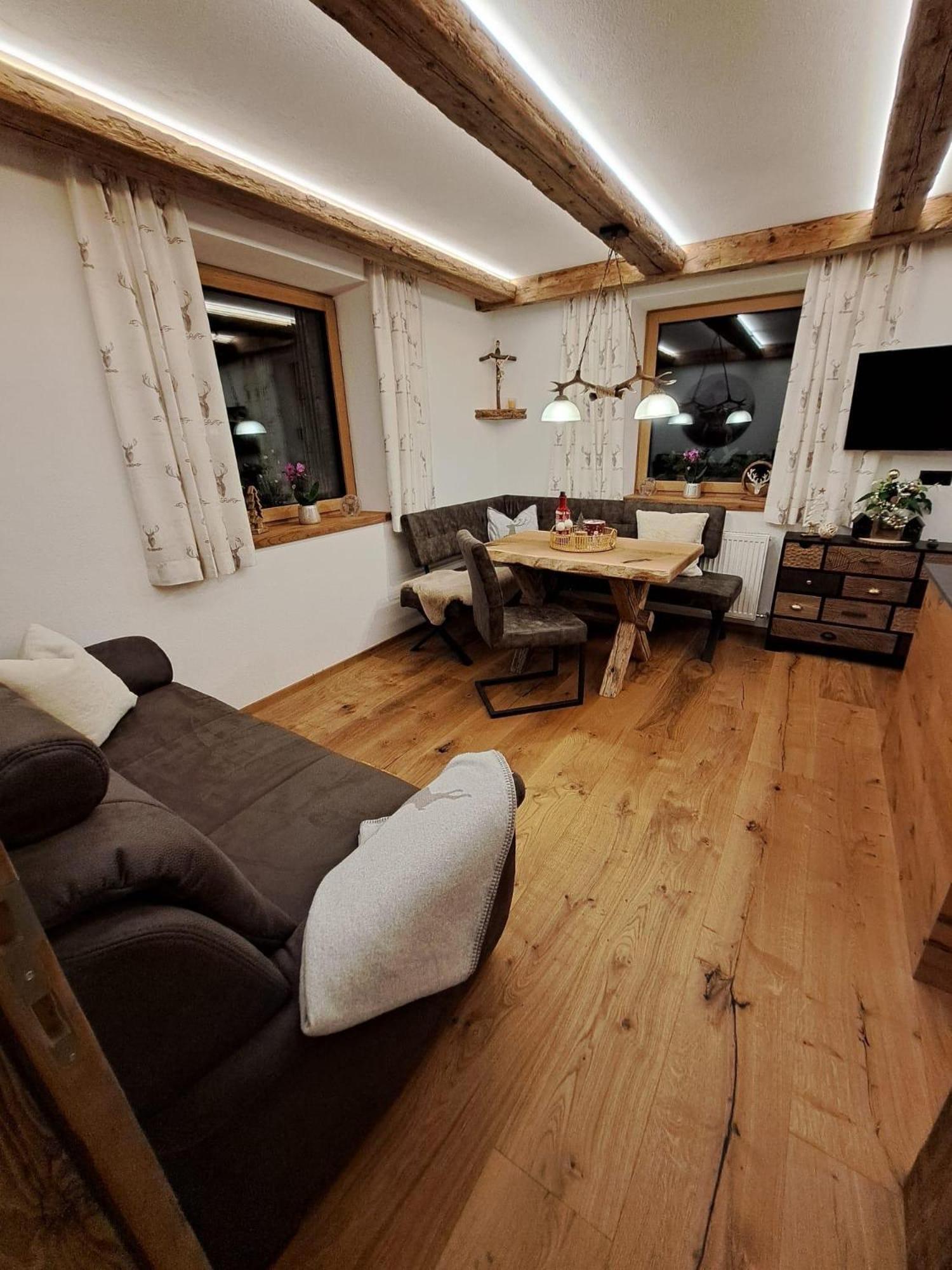 Luxus-Apartment-Vorderreit Gut 알텐막팀퐁와 외부 사진